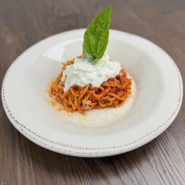 Spaghetti al Pomodoro.