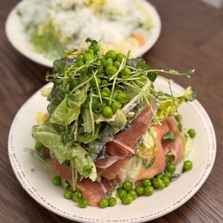 Prosciutto & Peas Salad