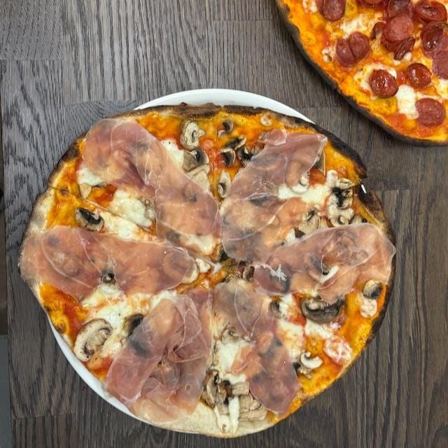Prosciutto & Mushroom Pizza.